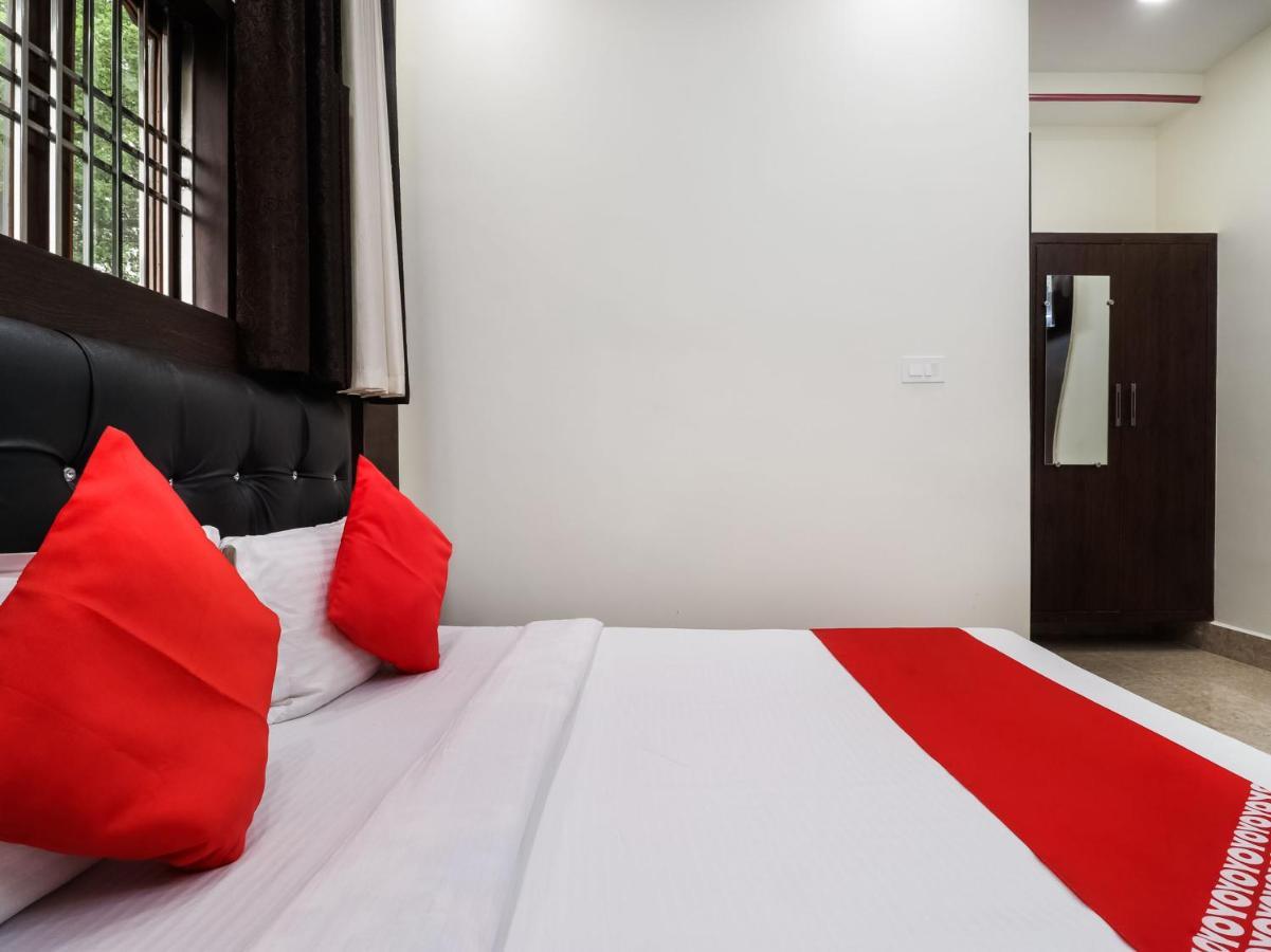 Oyo 74578 Hotel Al-Diyafa Hyderabad Exterior photo
